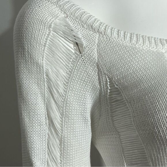 Unbranded Risque White Distressed Romper -- M - Picture 11 of 12